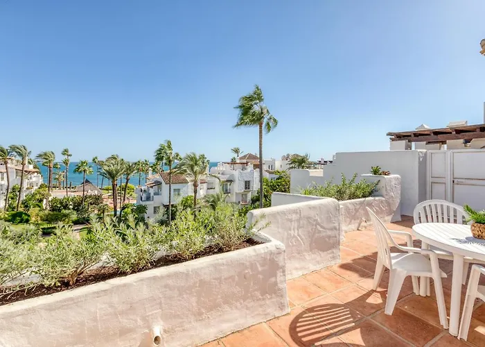 Hanami Alcazaba Garden *