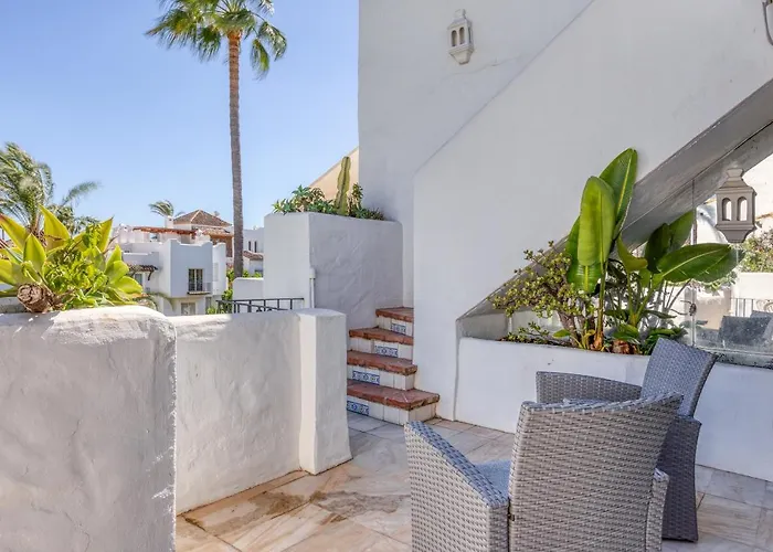 Hanami Alcazaba Garden Διαμέρισμα